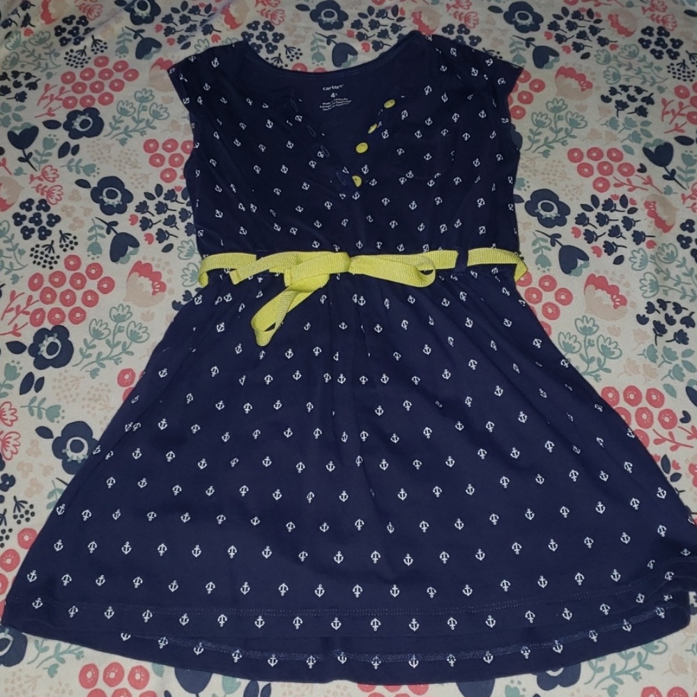 Girl Carter's dress